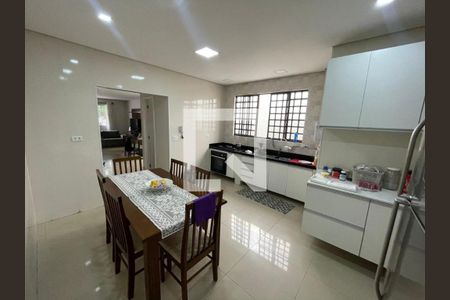 Foto 21 de casa à venda com 2 quartos, 83m² em Vila Bertioga, São Paulo