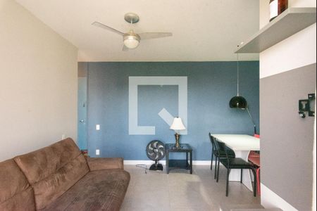 Sala de apartamento para alugar com 2 quartos, 54m² em Jardim Ipaussurama, Campinas