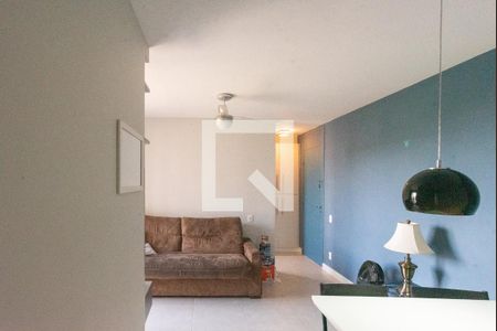 Sala de apartamento para alugar com 2 quartos, 54m² em Jardim Ipaussurama, Campinas