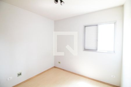 Quarto 1 de apartamento à venda com 3 quartos, 67m² em Jardim Aeroporto, São Paulo