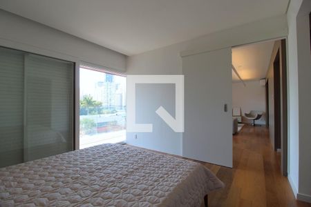 Suíte de apartamento à venda com 1 quarto, 90m² em Vila Olímpia, São Paulo