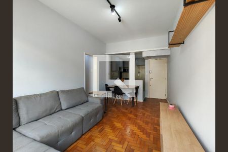 Sala de apartamento para alugar com 2 quartos, 68m² em Tijuca, Rio de Janeiro