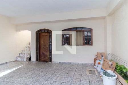 Garagem de casa para alugar com 4 quartos, 150m² em Jardim Sao Carlos (zona Leste), São Paulo