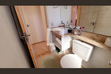 Banheiro de apartamento para alugar com 1 quarto, 48m² em Jardim do Lago, Jundiaí