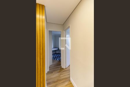 Corredor de apartamento à venda com 2 quartos, 49m² em São João Clímaco, São Paulo