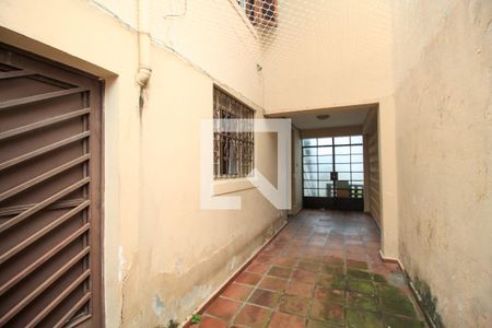 Área Externa de casa à venda com 2 quartos, 230m² em Belenzinho, São Paulo
