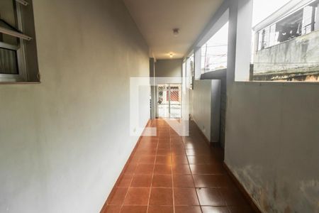 Corredor de casa à venda com 3 quartos, 350m² em Cangaiba, São Paulo