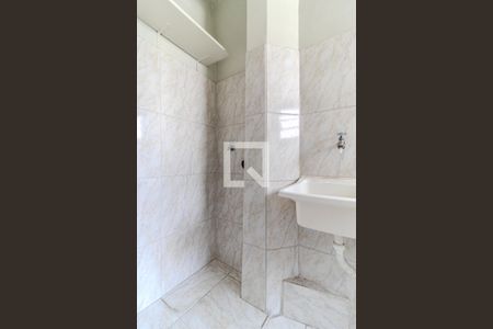 Banheiro de kitnet/studio para alugar com 1 quarto, 30m² em Santa Cecilia, São Paulo