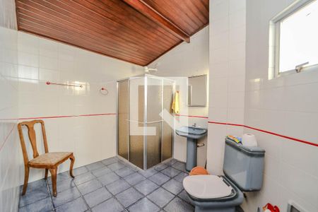 Banheiro 2 de casa à venda com 4 quartos, 189m² em Sarandi, Porto Alegre