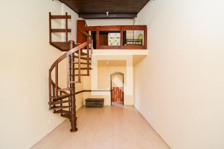Sala de casa à venda com 4 quartos, 189m² em Sarandi, Porto Alegre