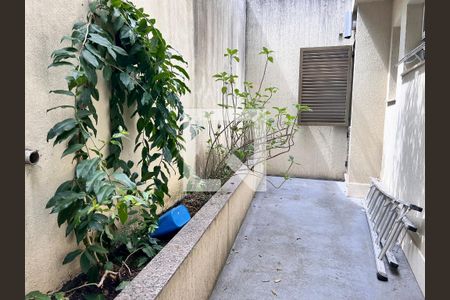 Quintal Fundos de casa de condomínio à venda com 3 quartos, 210m² em Taquara, Rio de Janeiro