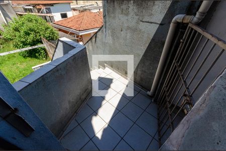 Escada Externa de casa para alugar com 1 quarto, 50m² em Vila Pereira Cerca, São Paulo