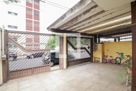 Garagem de casa à venda com 2 quartos, 117m² em Santana, São Paulo