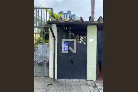 Fachada com placa de casa à venda com 2 quartos, 107m² em Vila Mazzei, São Paulo