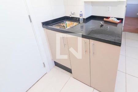 Sala/Cozinha de apartamento para alugar com 2 quartos, 32m² em Fazenda Aricanduva, São Paulo
