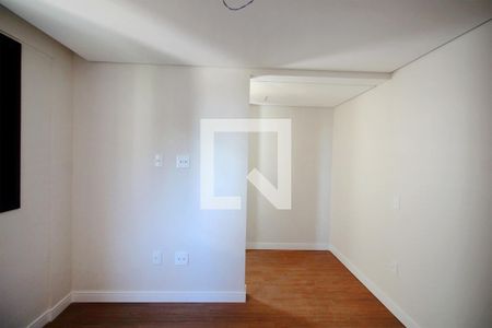 Quarto 1 de apartamento à venda com 2 quartos, 110m² em Buritis, Belo Horizonte