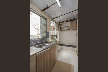 Cozinha 3 de casa à venda com 4 quartos, 200m² em Bom Jesus, Porto Alegre