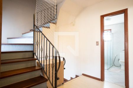Corredor de casa de condomínio à venda com 3 quartos, 166m² em Jardim Isabel, Porto Alegre