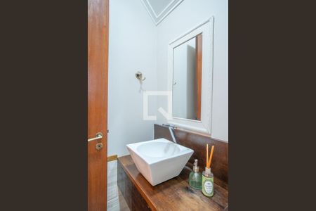 Lavabo de casa de condomínio à venda com 3 quartos, 166m² em Jardim Isabel, Porto Alegre