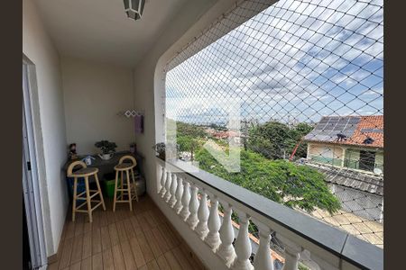 Sacada de casa para alugar com 3 quartos, 210m² em Parque Continental Ii, Guarulhos