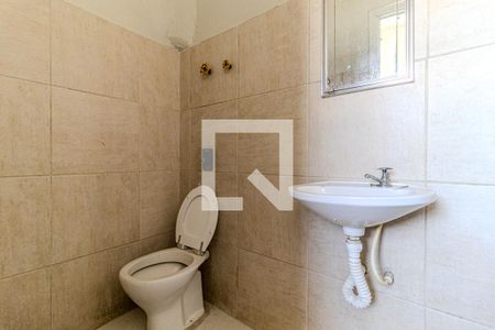 Banheiro de kitnet/studio para alugar com 1 quarto, 45m² em Campos Elíseos, São Paulo