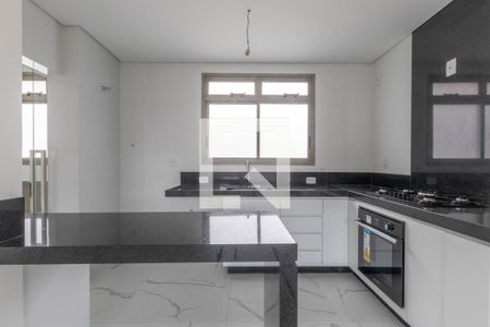 Cozinha de apartamento à venda com 2 quartos, 66m² em Santo Agostinho, Belo Horizonte