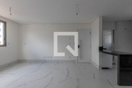 Sala de apartamento à venda com 2 quartos, 66m² em Santo Agostinho, Belo Horizonte
