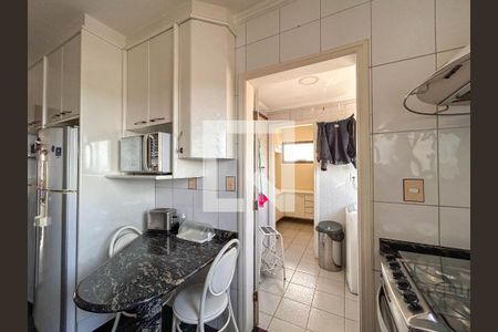 Cozinha de apartamento à venda com 3 quartos, 198m² em Vila Primavera, São Paulo