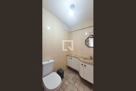Banheiro Social de apartamento para alugar com 1 quarto, 48m² em Cambuí, Campinas