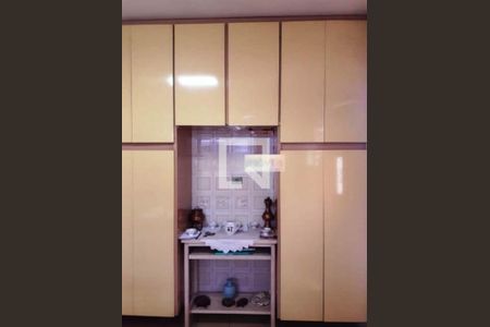 Casa à venda com 4 quartos, 175m² em Campo Belo, São Paulo