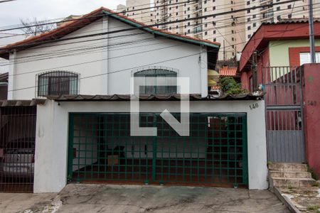 Fachada de casa à venda com 2 quartos, 132m² em Jardim Celeste, São Paulo