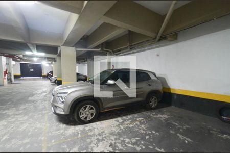 Garagem de apartamento à venda com 4 quartos, 212m² em Ana Lúcia, Belo Horizonte