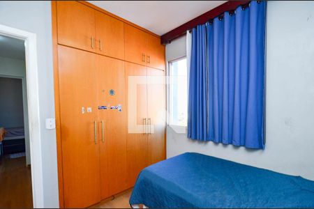 Quarto3 de apartamento à venda com 4 quartos, 212m² em Ana Lúcia, Belo Horizonte
