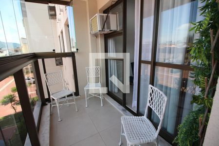 Varanda de apartamento à venda com 2 quartos, 65m² em Jacarepaguá, Rio de Janeiro
