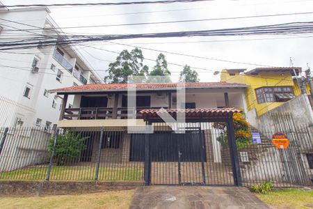 Fachada de casa à venda com 2 quartos, 450m² em Cristo Rei, São Leopoldo