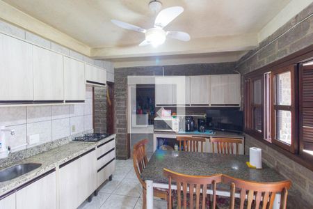 Cozinha de casa à venda com 2 quartos, 450m² em Cristo Rei, São Leopoldo