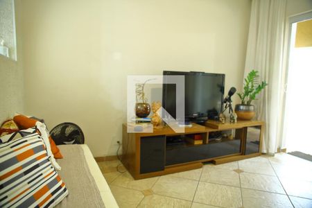 Sala de casa à venda com 3 quartos, 250m² em Santa Terezinha, São Bernardo do Campo