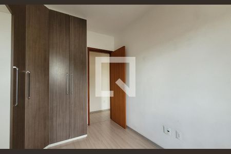 Quarto de apartamento para alugar com 2 quartos, 52m² em Vila Príncipe de Gales, Santo André