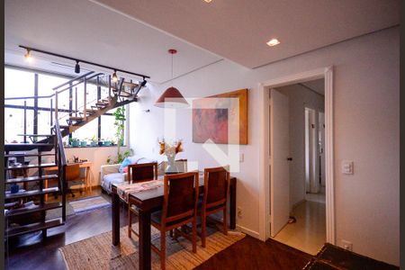 Sala de apartamento à venda com 4 quartos, 165m² em Vila Gumercindo, São Paulo