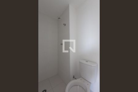 Banheiro de apartamento para alugar com 2 quartos, 33m² em Vila Nova Curuca, São Paulo