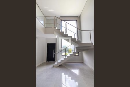 Sala de casa de condomínio à venda com 4 quartos, 200m² em Parque Rural Fazenda Santa Cândida, Campinas