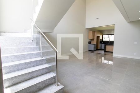 Sala de casa de condomínio à venda com 4 quartos, 200m² em Parque Rural Fazenda Santa Cândida, Campinas