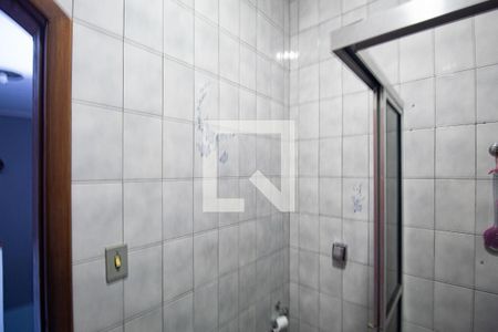 Banheiro de casa para alugar com 3 quartos, 105m² em Guapira, São Paulo