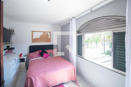 Quarto 1 de casa para alugar com 3 quartos, 105m² em Guapira, São Paulo