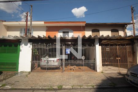 Fachada Plaquinha de casa para alugar com 3 quartos, 105m² em Guapira, São Paulo