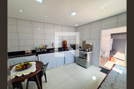 Cozinha de casa à venda com 3 quartos, 250m² em Diamante (barreiro), Belo Horizonte