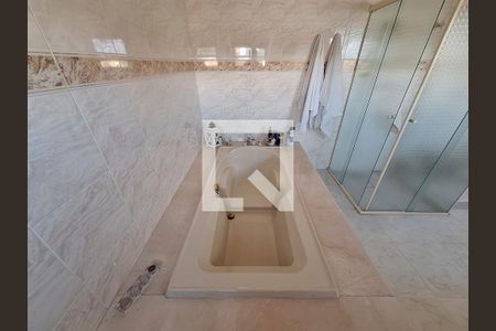 Banheiro Quarto 4 de casa à venda com 4 quartos, 311m² em Jardim Franca, São Paulo