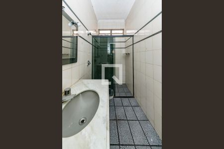 Banheiro Social de casa à venda com 4 quartos, 250m² em Padre Eustáquio, Belo Horizonte