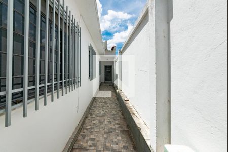 Corredor de casa à venda com 4 quartos, 250m² em Padre Eustáquio, Belo Horizonte