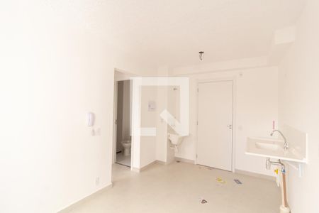 Sala/Cozinha de apartamento para alugar com 2 quartos, 32m² em Colônia (zona Leste), São Paulo